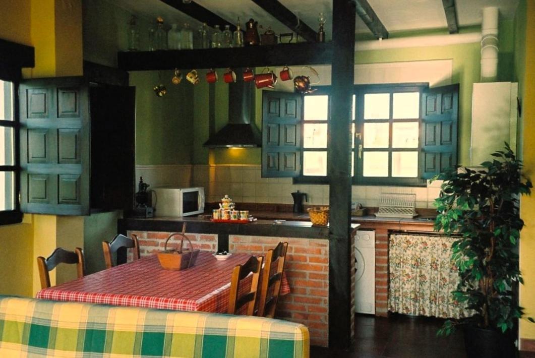 Casa Rural El Pozo Tremeo Sona エクステリア 写真